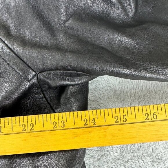 Danier Black Genuine Leather Jacket Men's Large - Picture 4 of 16